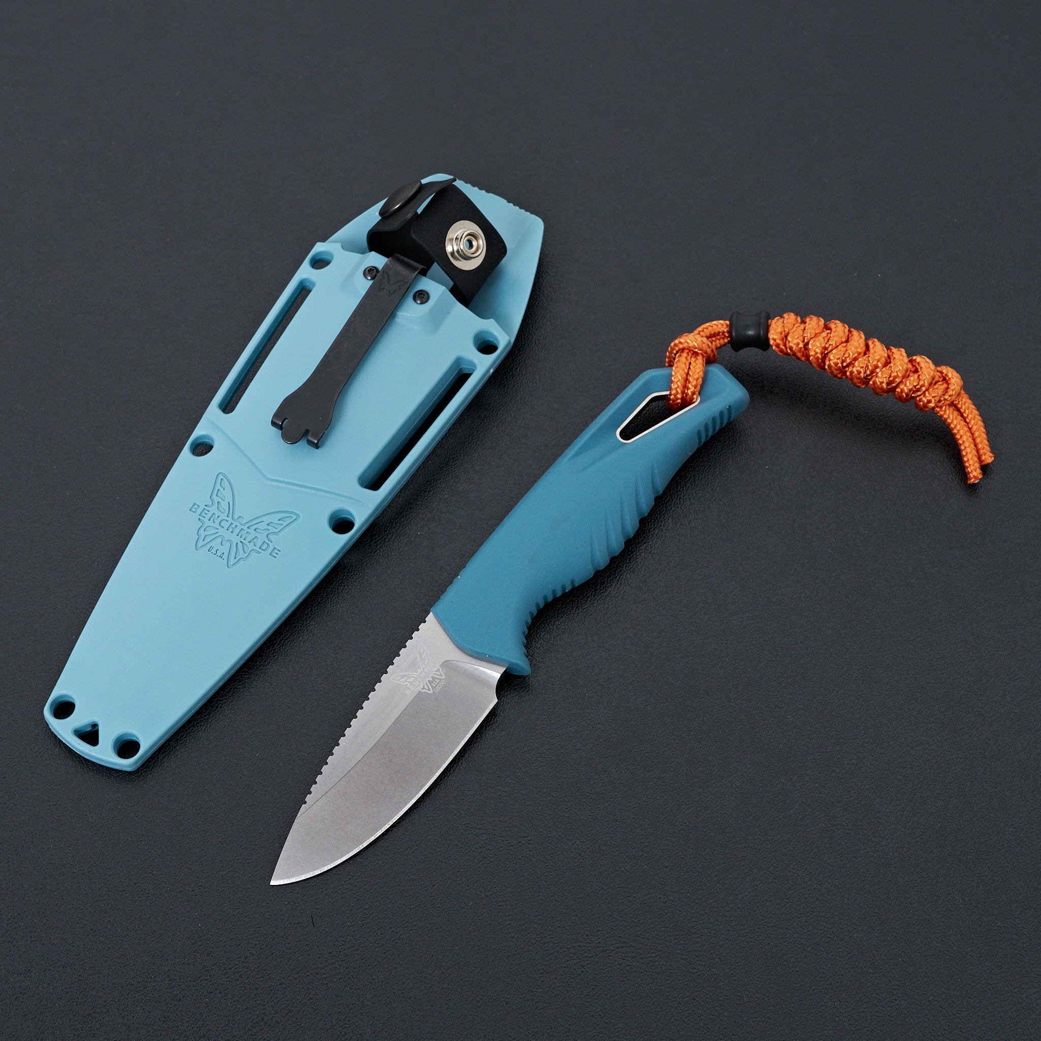 Benchmade Intersect Depth Blue Santoprene