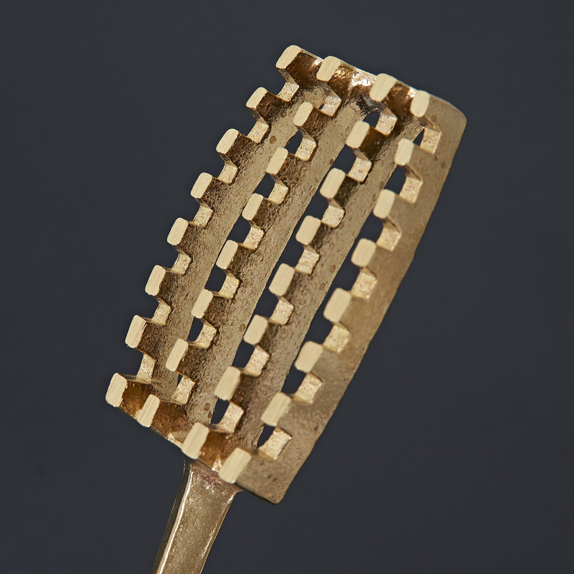 Fish Scaler Brass Large-Accessories-Hitohira-Carbon Knife Co