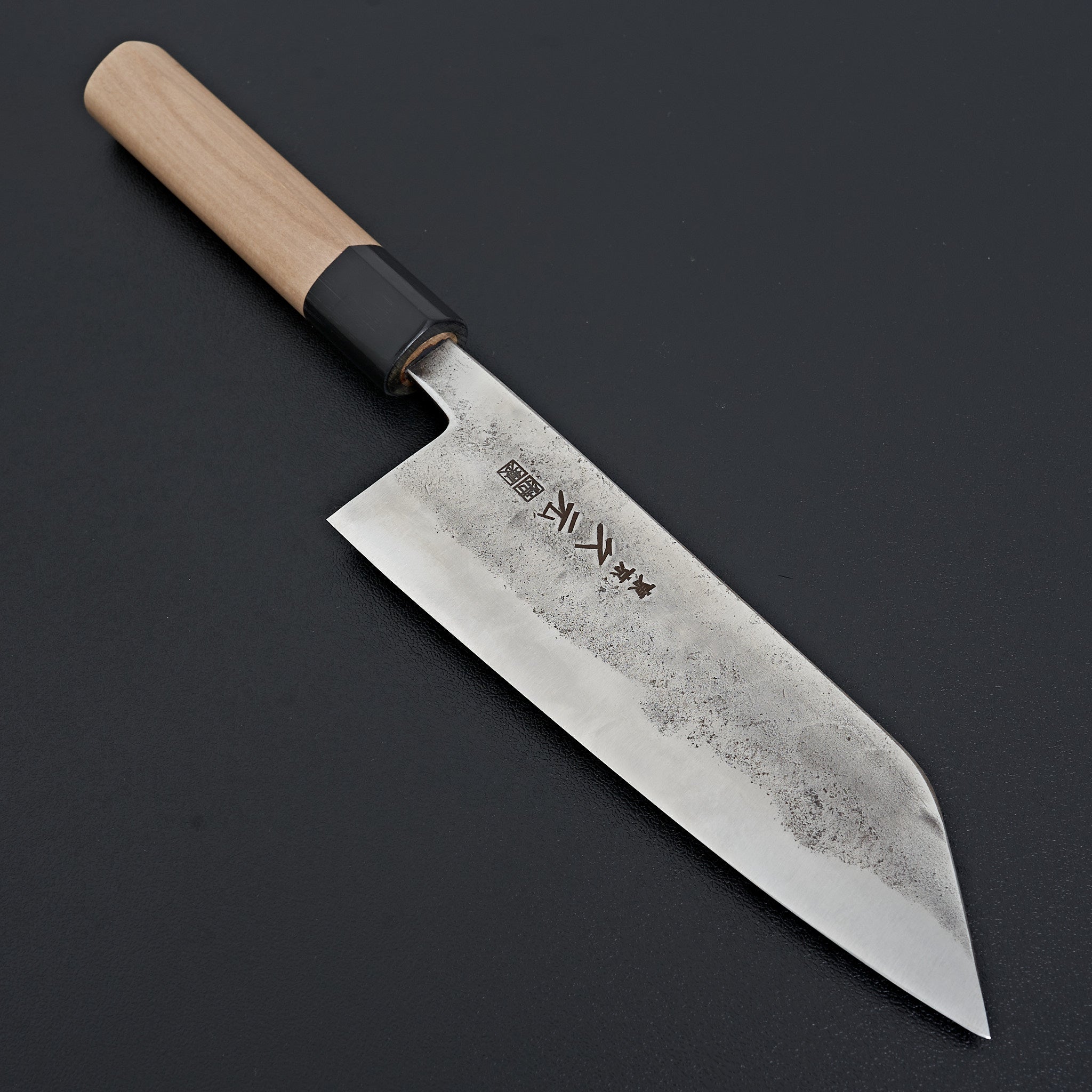 http://carbonknifeco.com/cdn/shop/files/Morihei-Hisamoto-Blue-Super-Tsuchime-Stainless-Clad-Bunka-165mm-Ho-Wood-Handle-Knife.jpg?v=1704009911