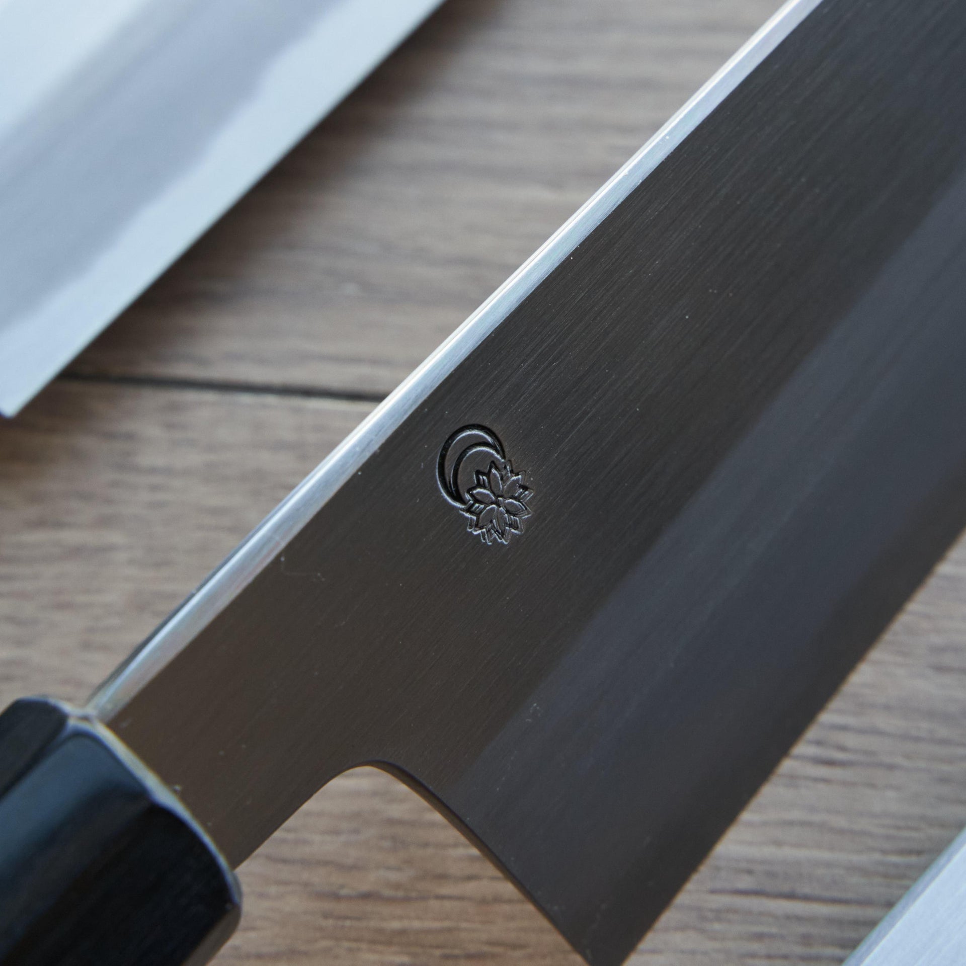 Sakai Kikumori Kikuzuki Kasumi Kiritsuke Santoku 180mm-Knife-Sakai Kikumori-Carbon Knife Co