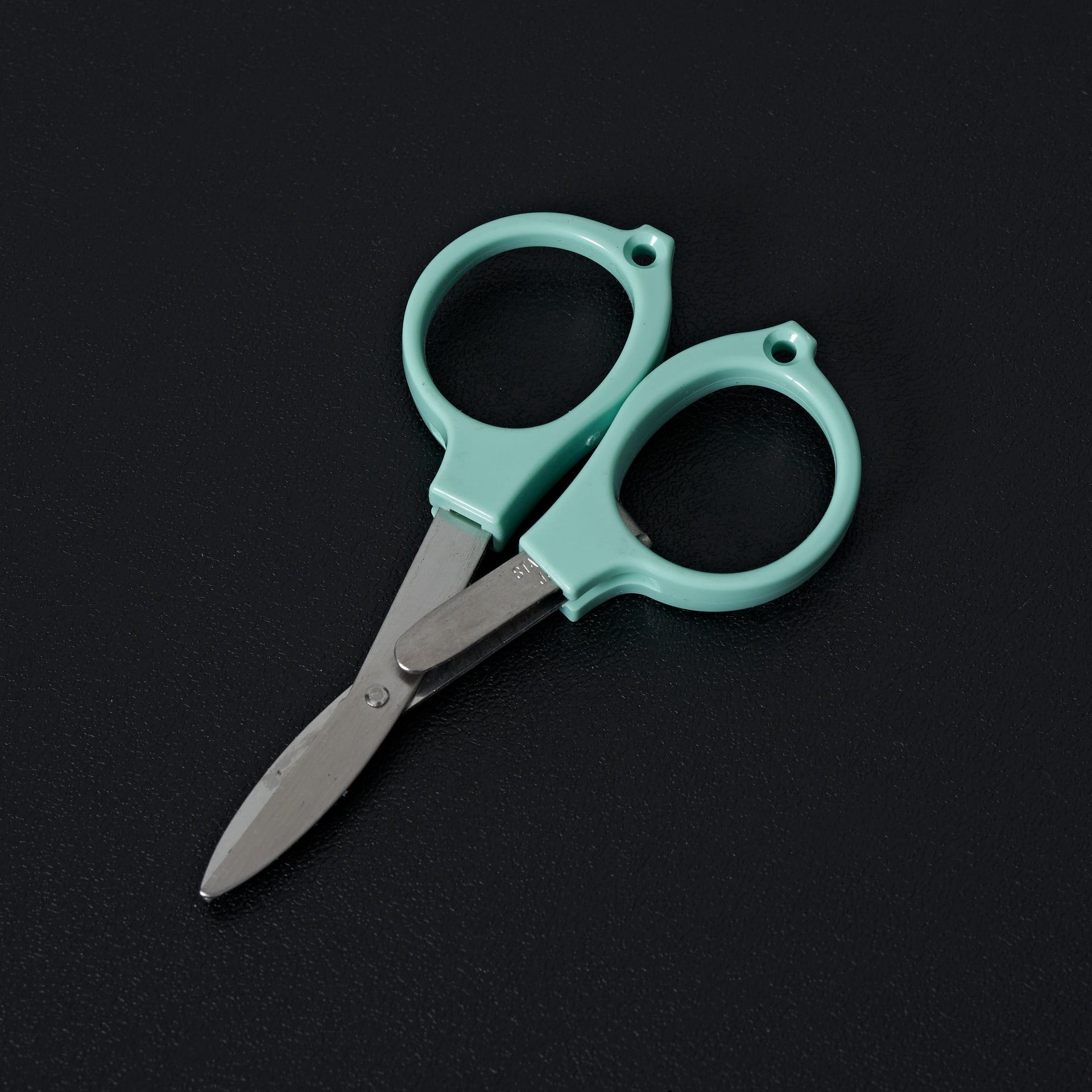 Yoshida Megane Folding Shears (Green)-Accessories-Hitohira-Carbon Knife Co