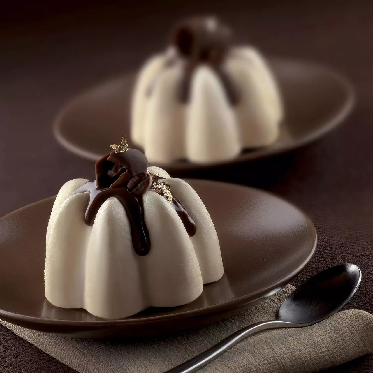 Silikomart Charlotte Mold 2.75", 8 Cavities