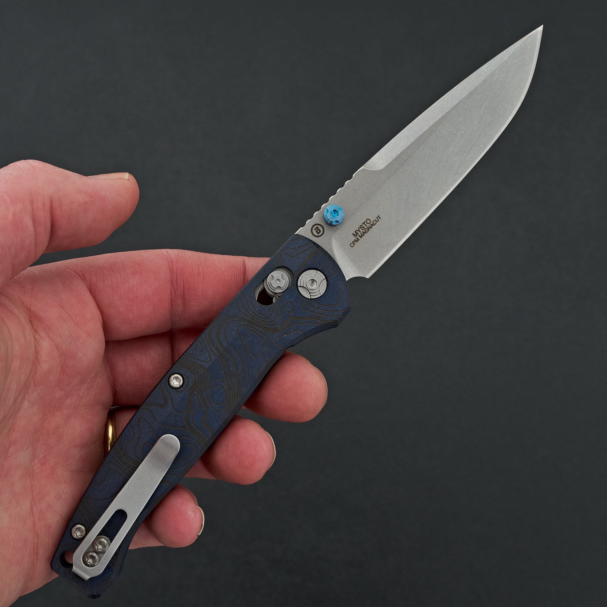 Hogue Mysto Manual Folder Water