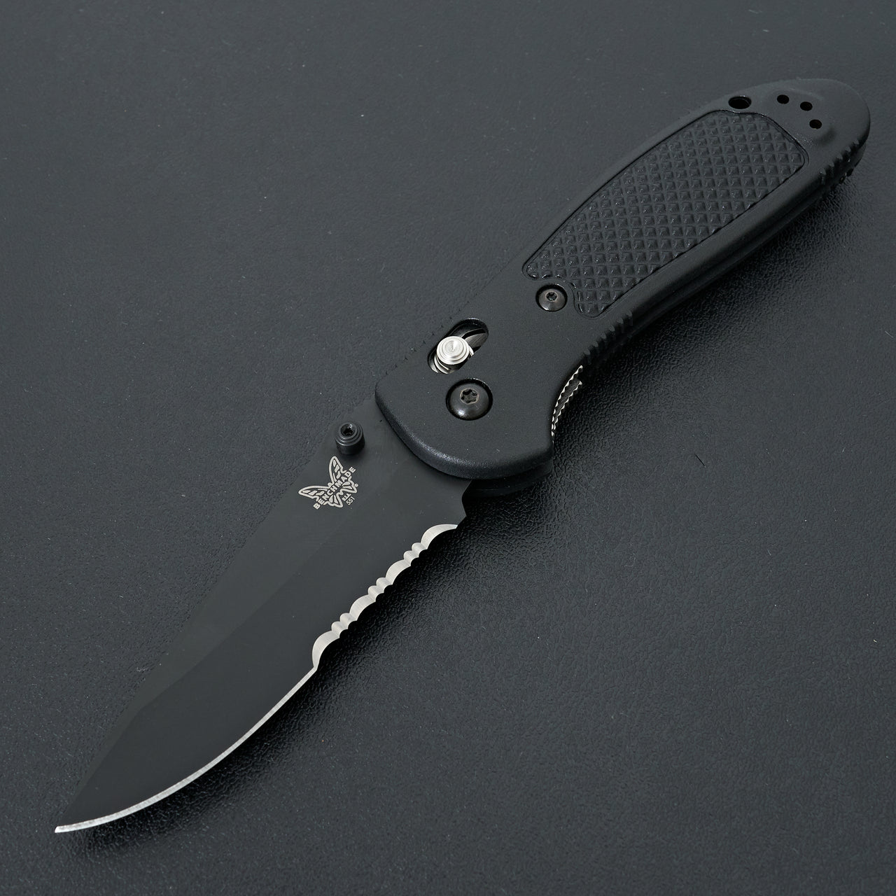Benchmade Griptilian Serrated Black Grivory