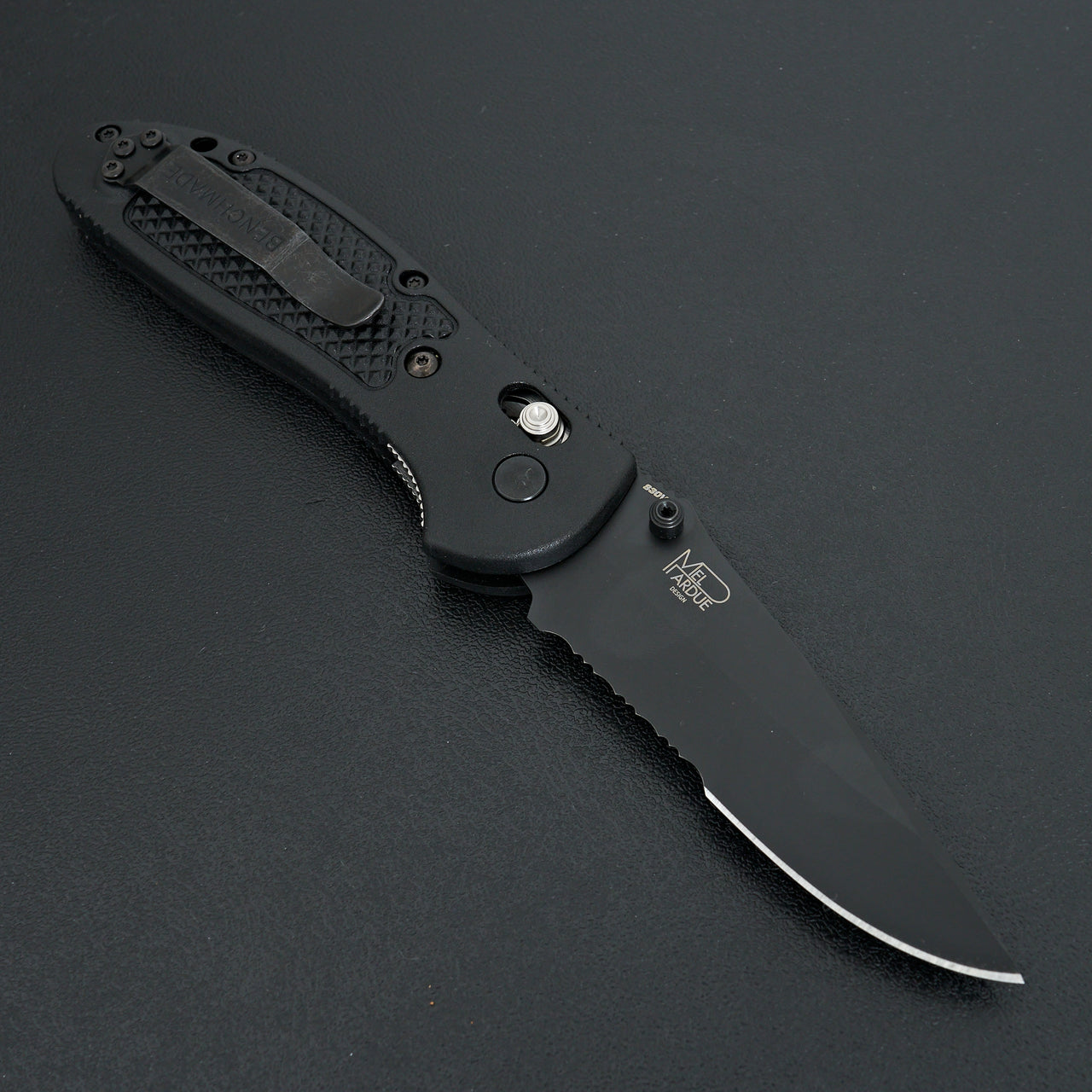 Benchmade Griptilian Serrated Black Grivory