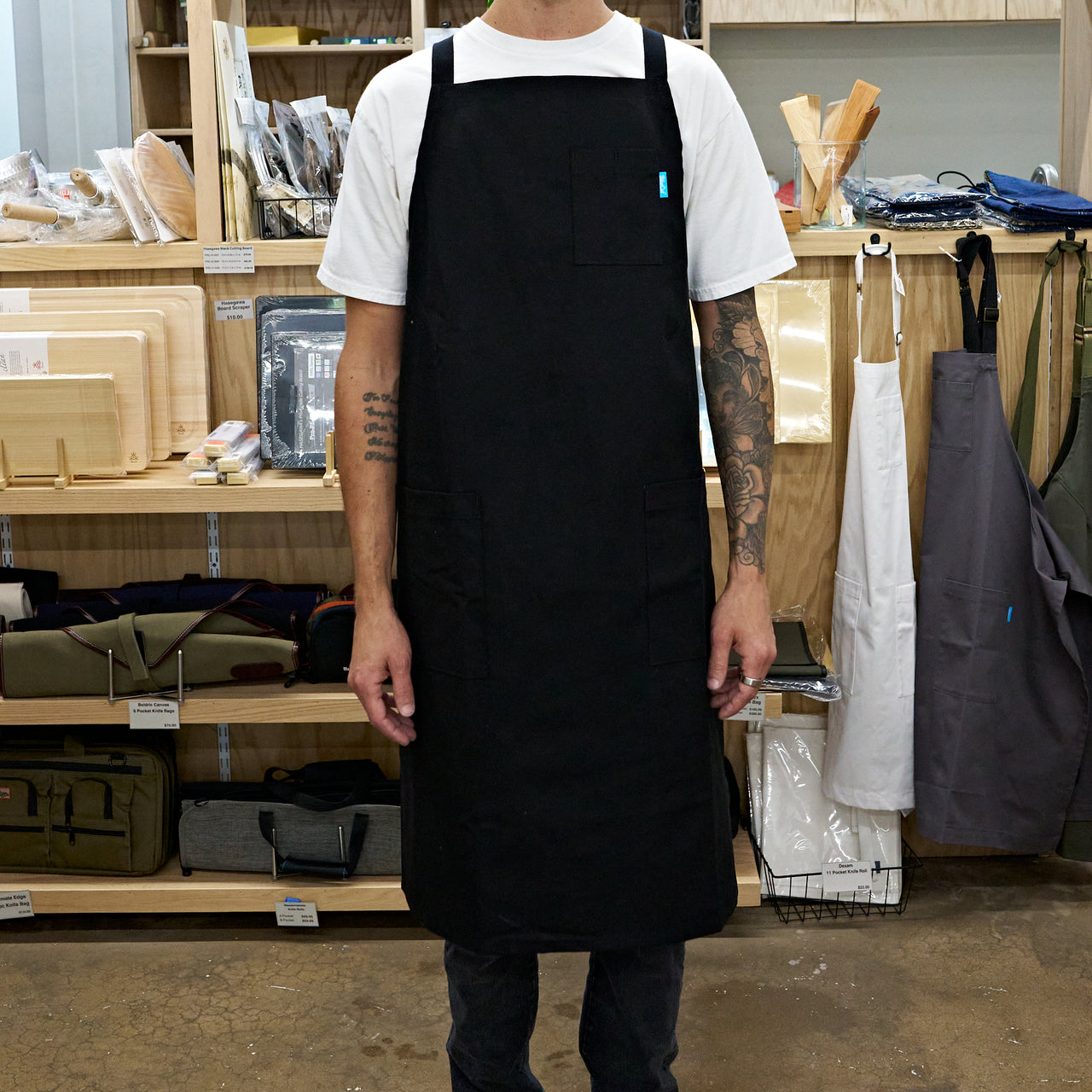 BlueCut Apron El Jefe Crossback Canvas Black