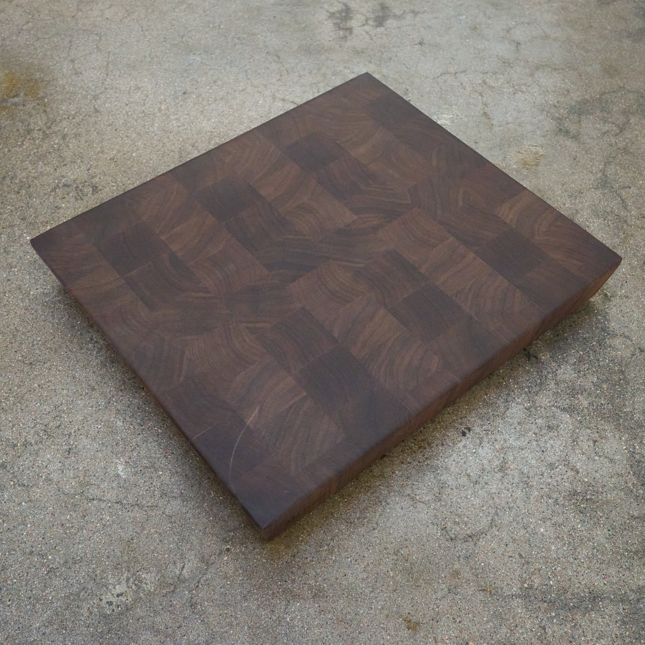 MIDST End Grain Walnut Cutting Board Sm