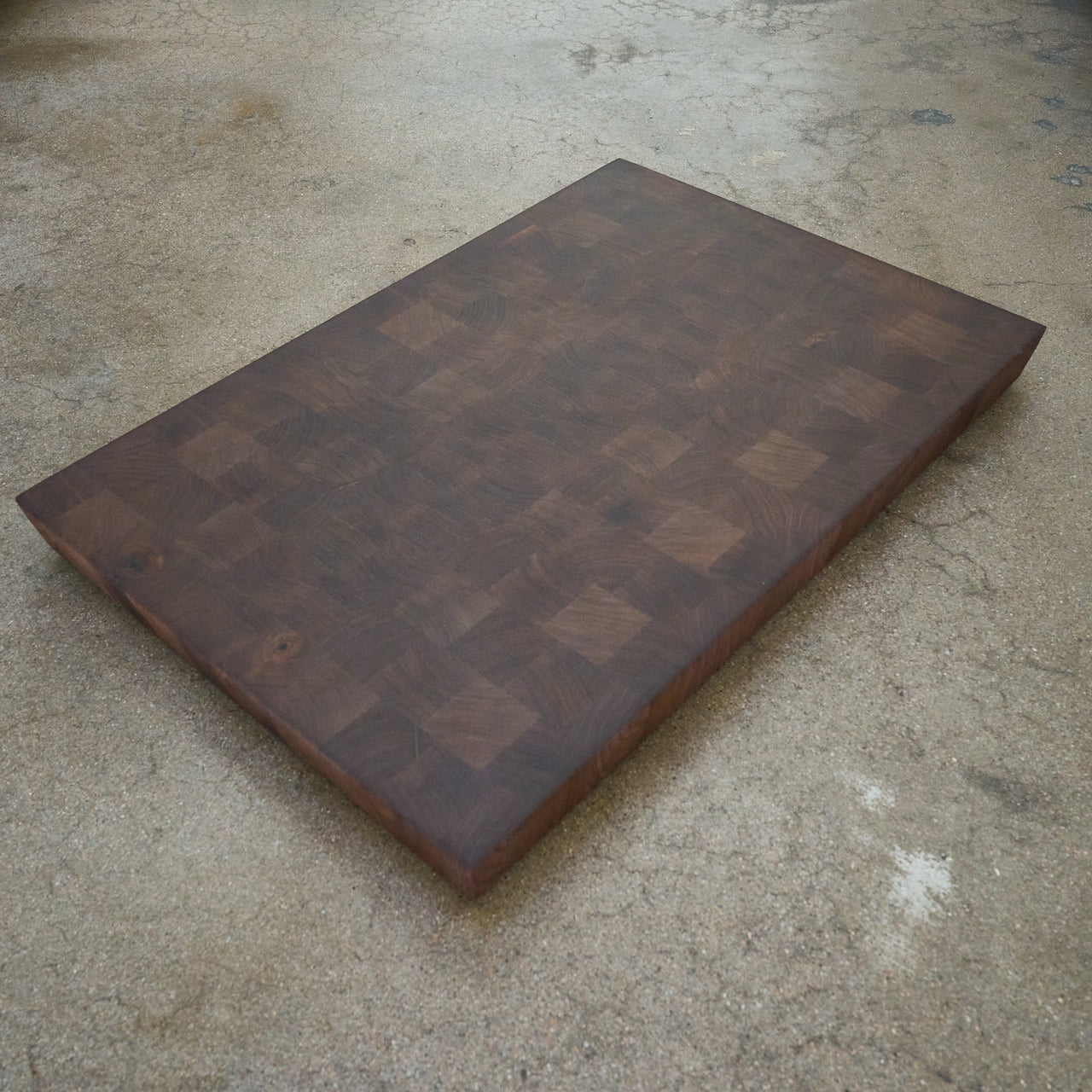 Midst End Grain Walnut Cutting Board Lg