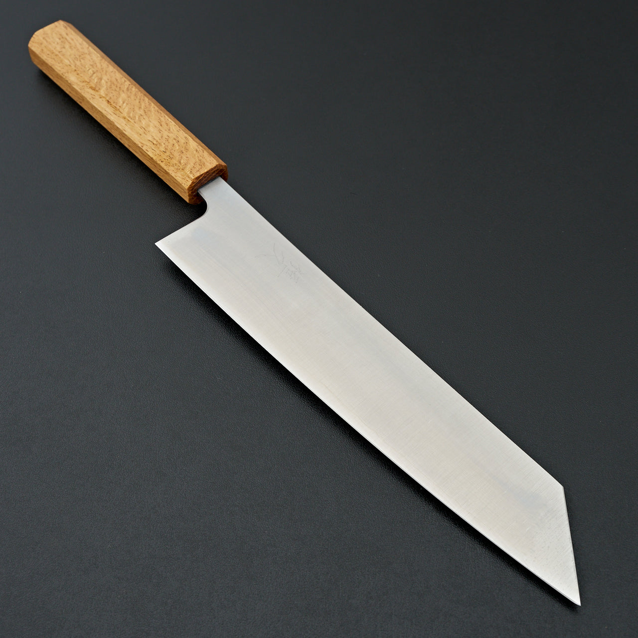 Tsunehisa Ginsan Migaki Oak Kiritsuke 240mm