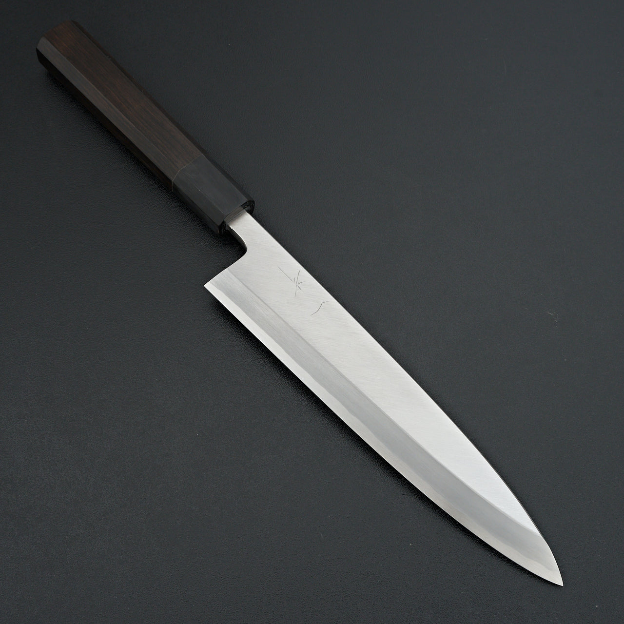 Hitohira Kikuchiyo Manzo Blue #2 Mioroshi Deba 210mm Ebony Handle (Saya)