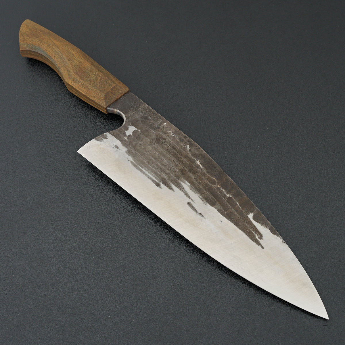 Definition Forge Apex Ultra Hammered Chef 200mm