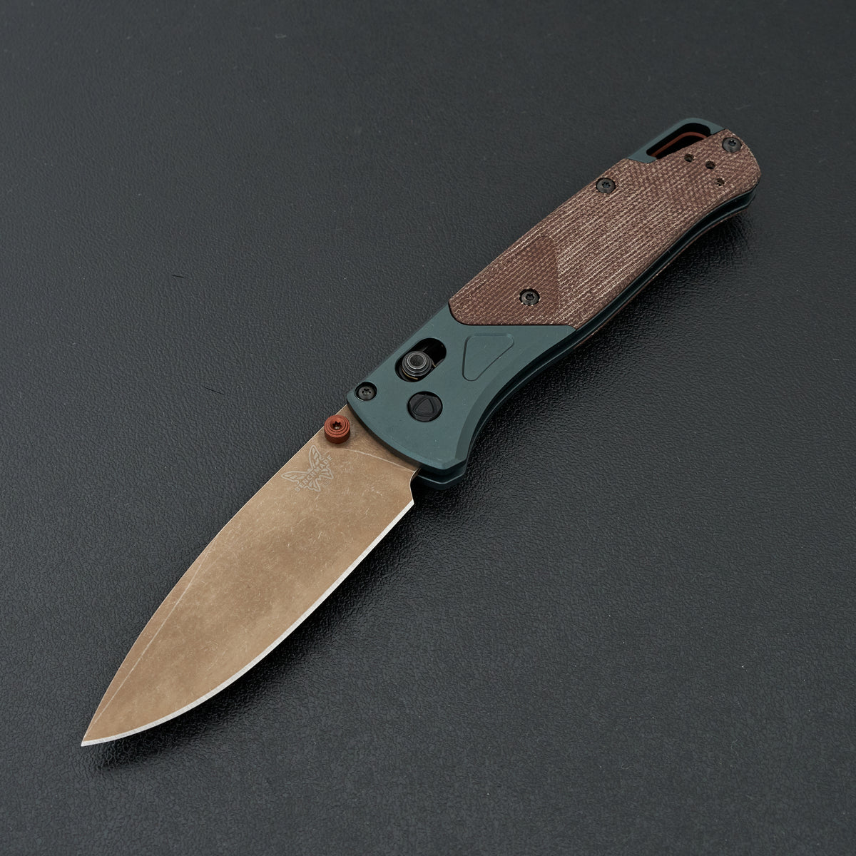 Benchmade Bugout Taiga Green Aluminum