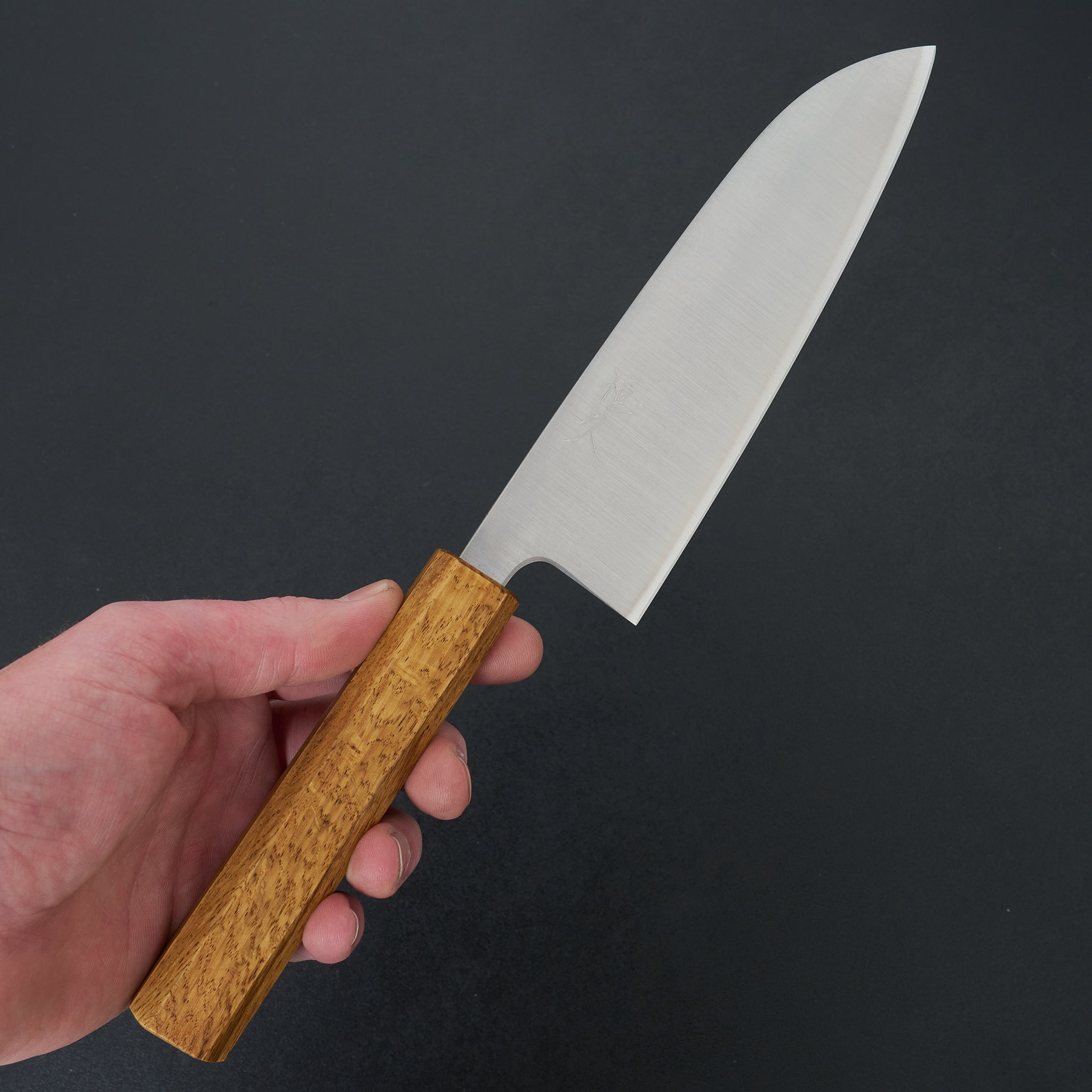 Tsunehisa Ginsan Migaki Oak Santoku 165mm