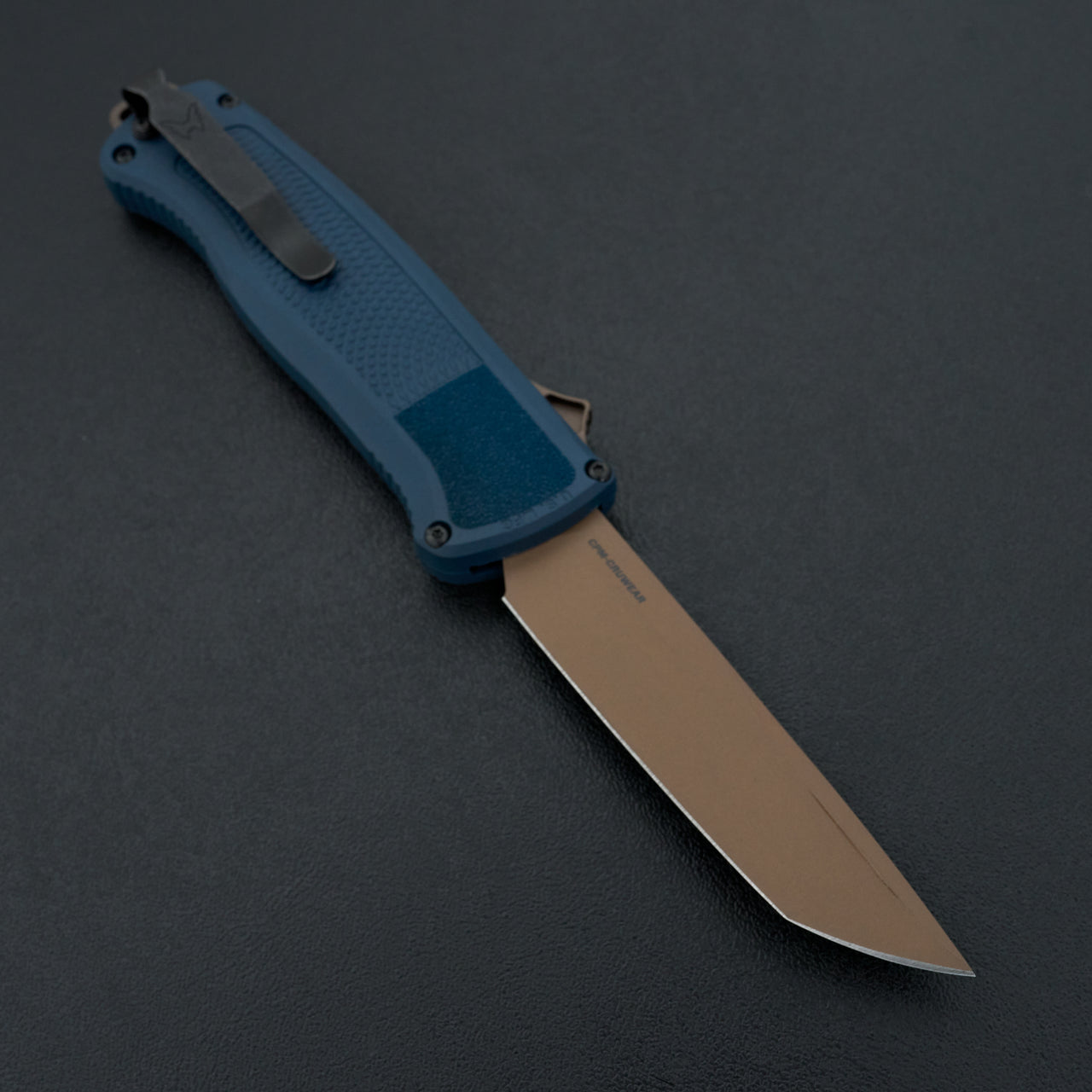 Benchmade Shootout Crater Blue Grivory Tanto