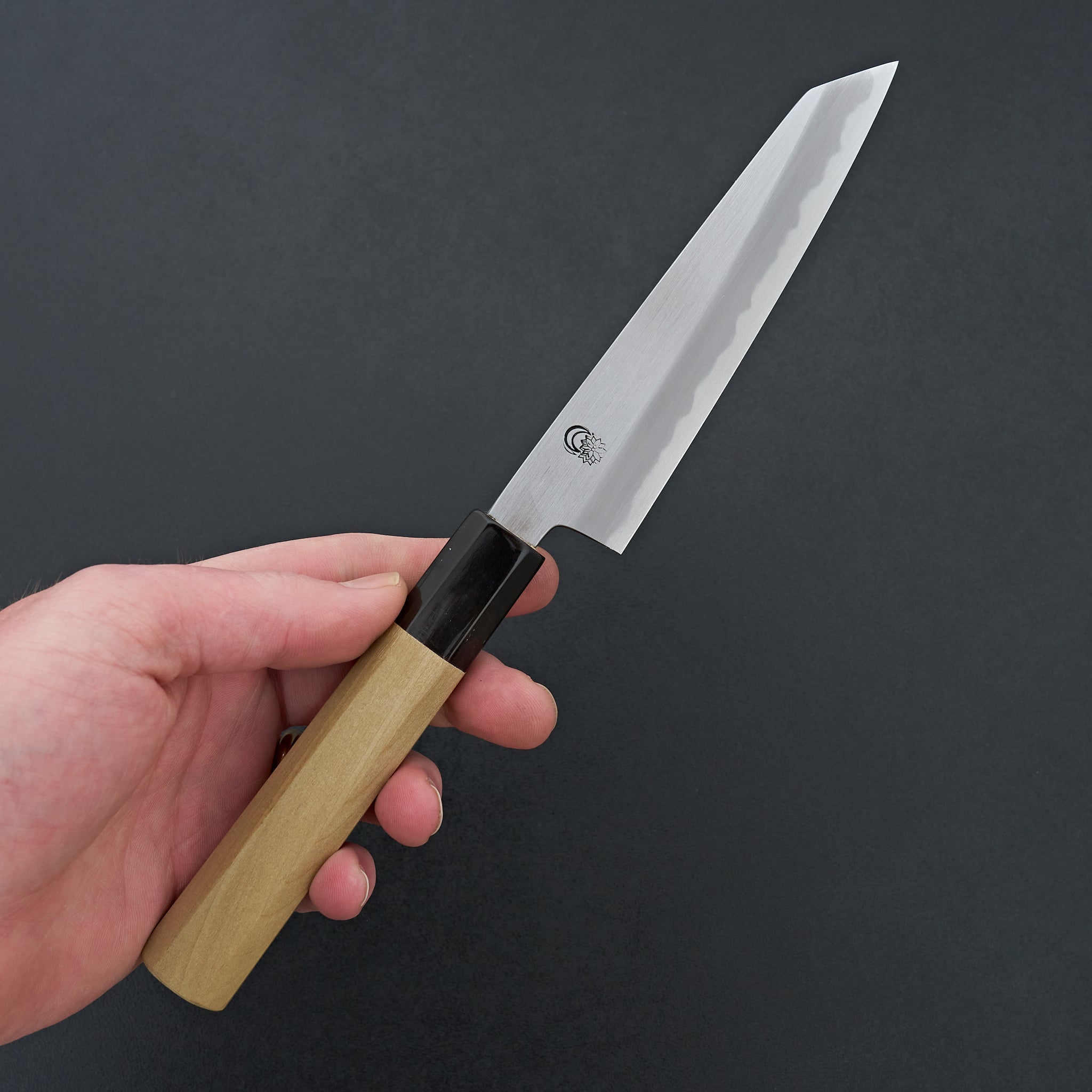 Sakai Kikumori Kikuzuki Kasumi Kiritsuke Petty 135mm