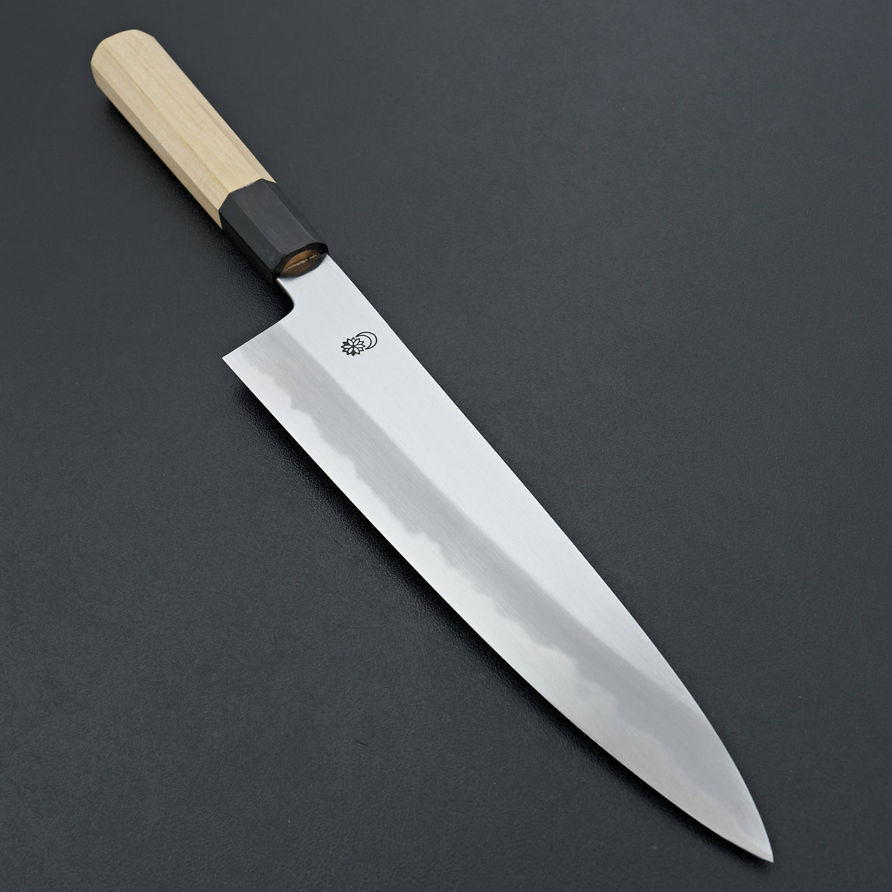 Sakai Kikumori Kikuzuki Kasumi Gyuto 210mm