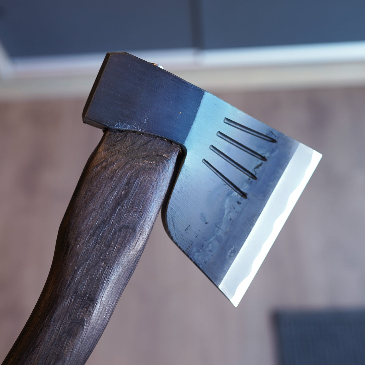 Mizuno Warikomi Bakin Axe 450g Burnt Oak Handle (Curved)-Knife-Hitohira-Carbon Knife Co