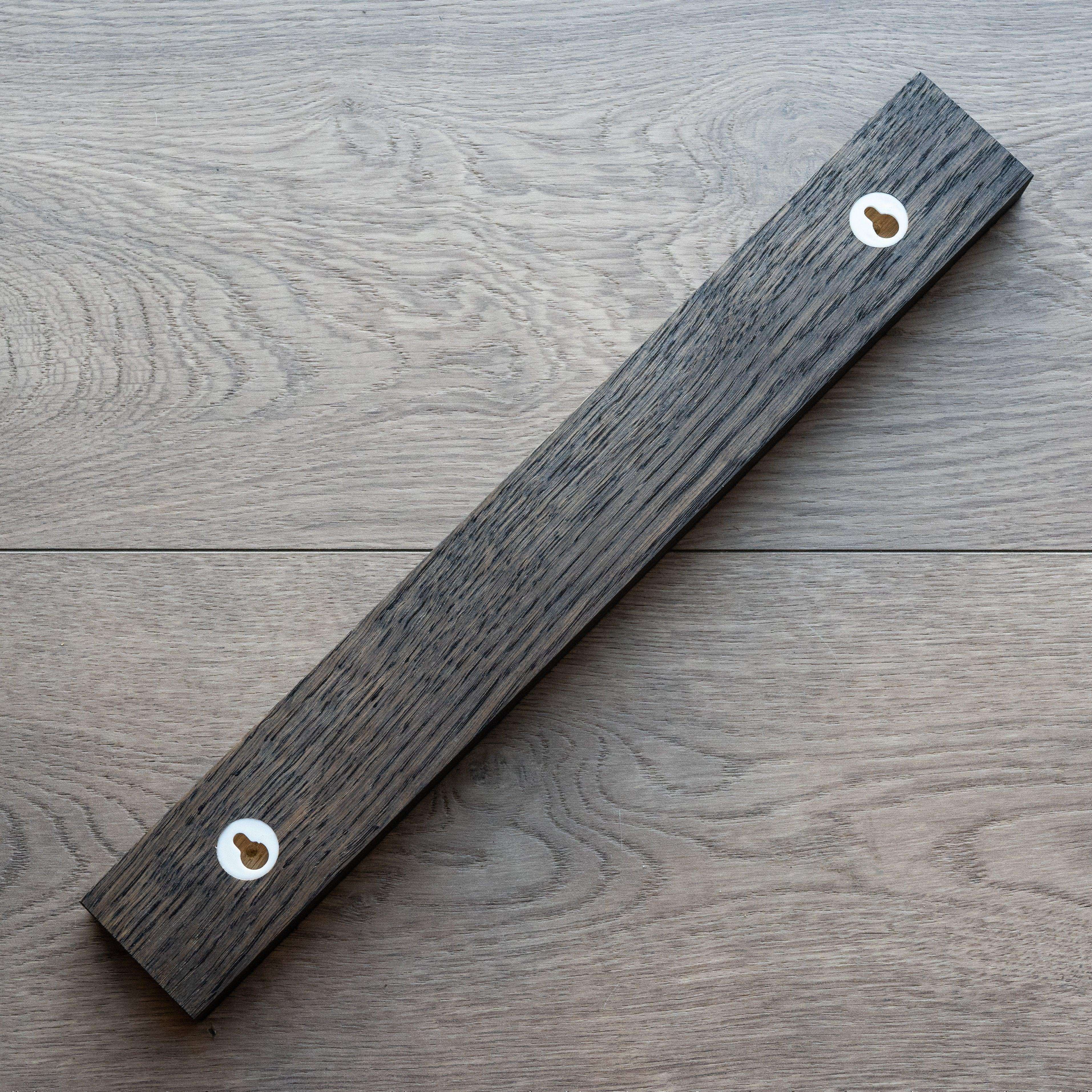 takashi。パoンコ台ビックタイガーとナイフ Piotr the Bear Black Leather and Oak Knife Magnet 16